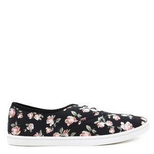 ❗️SOLD❗️ NWOT Forever 21 Floral Plimsolls